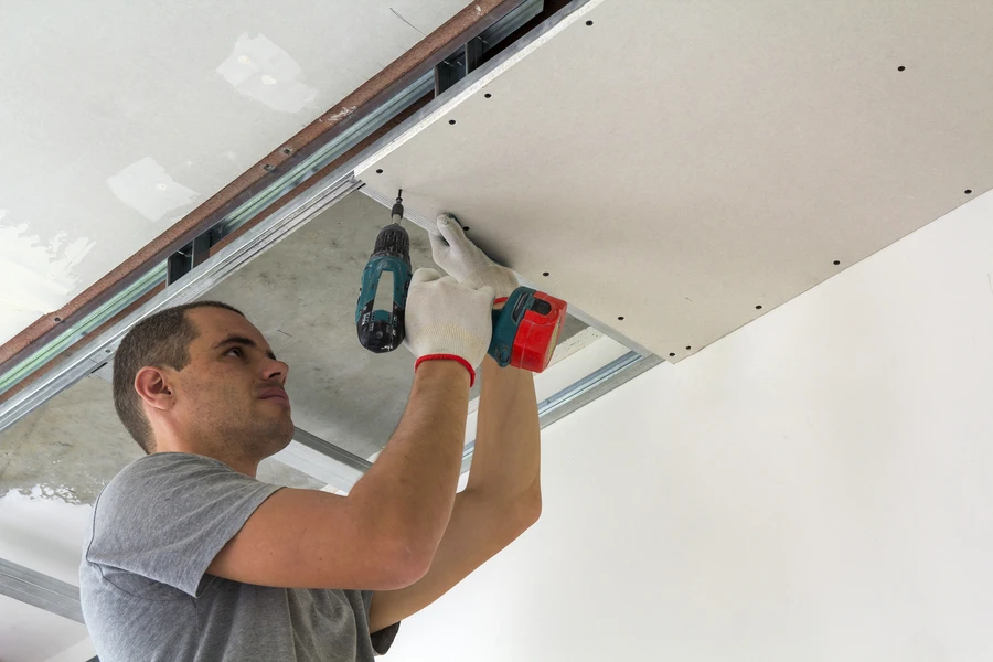 How To Identify Common Signs Of Drywall Damage in Vero Beach, FL